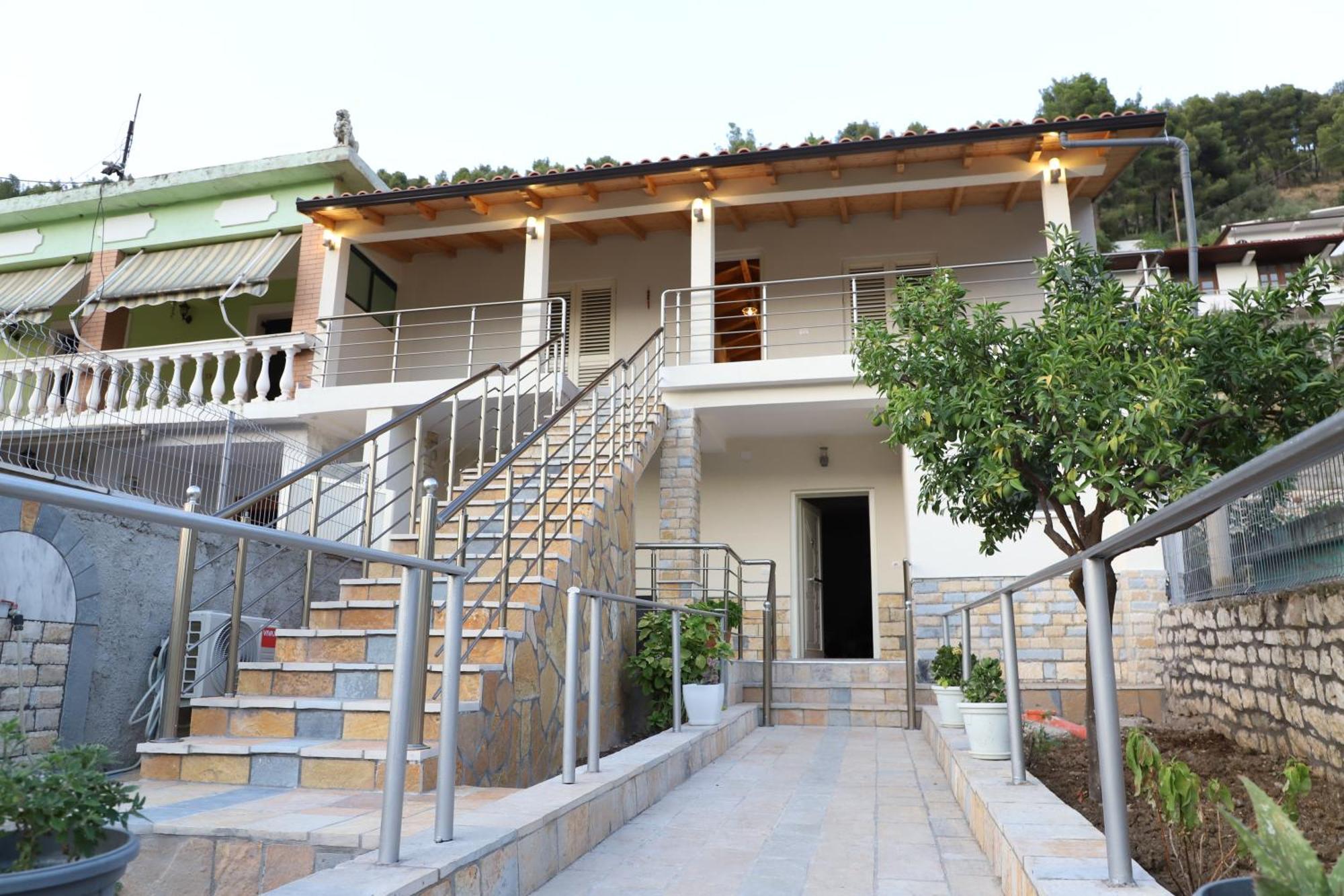 Guesthouse Kazazi Berati Exterior foto